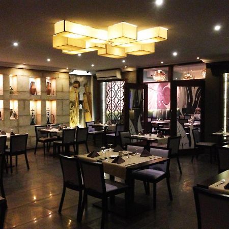 Hotel & Restaurant Farid Dakar Ngoại thất bức ảnh